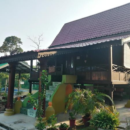 Homestay Warisan Bonda Masjid Tanah/Melaka Eksteriør billede