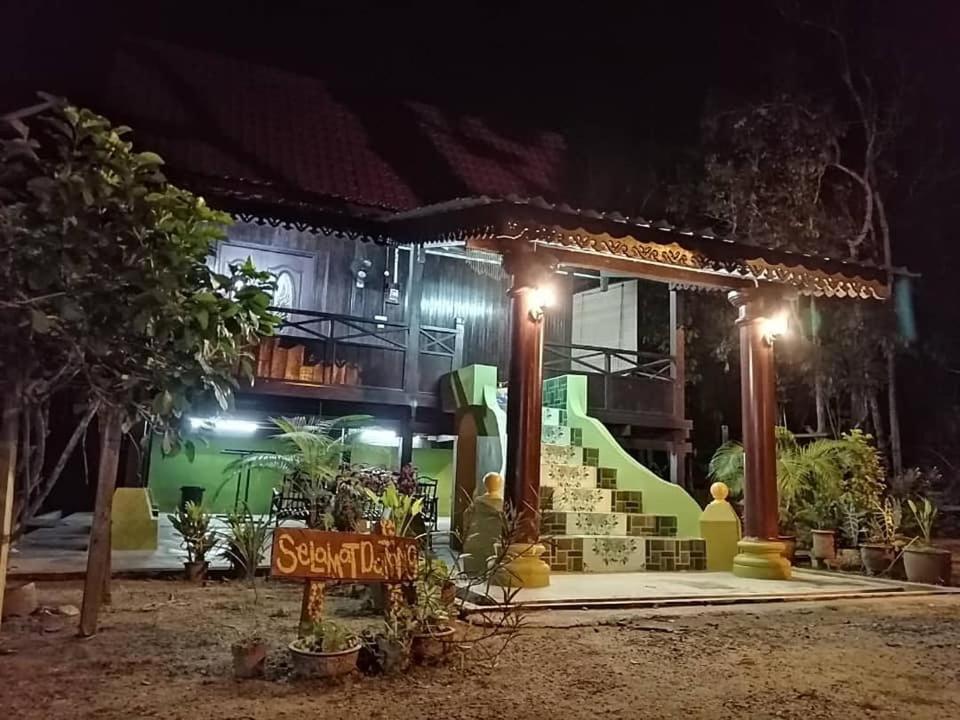 Homestay Warisan Bonda Masjid Tanah/Melaka Eksteriør billede